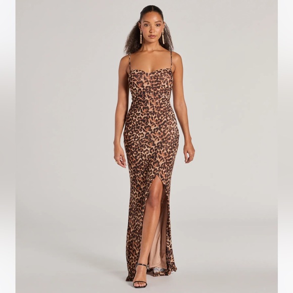 Windsor Dresses & Skirts - Velma leopard waist wrap slip mermaid dress